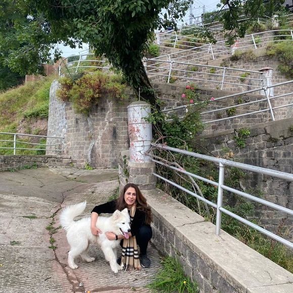 Meet your Posher, Ayesha - Picture 1 of 1